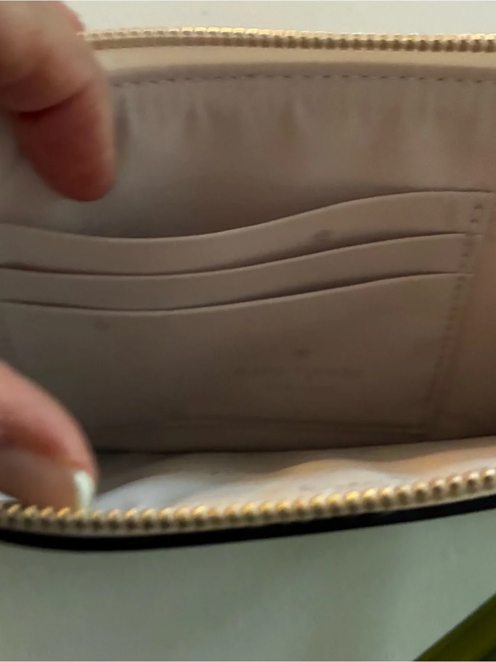 Kate Spade NWOT Lucy Lime Green Ivory Leather L-Zip Wristlet/Wallet orig $139